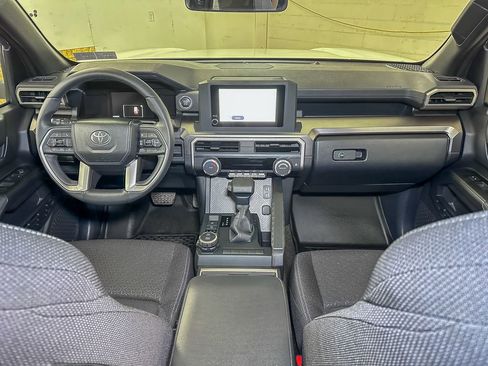 Used 2025 Toyota 4Runner SR5 image 33