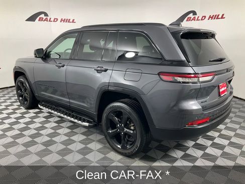 Used 2024 Jeep Grand Cherokee Altitude image 5