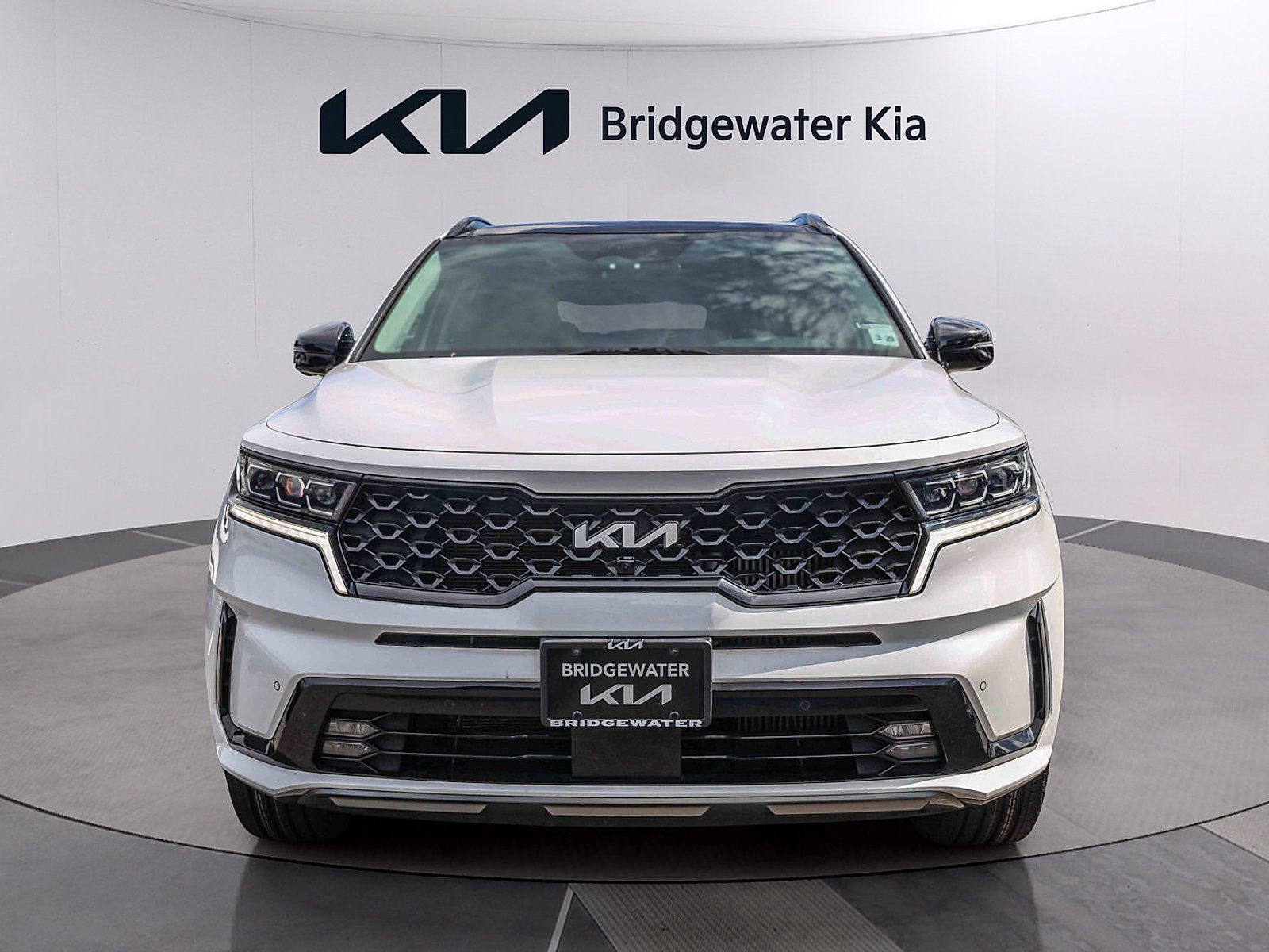 Certified 2023 Kia Sorento SX AWD/4WD image 2