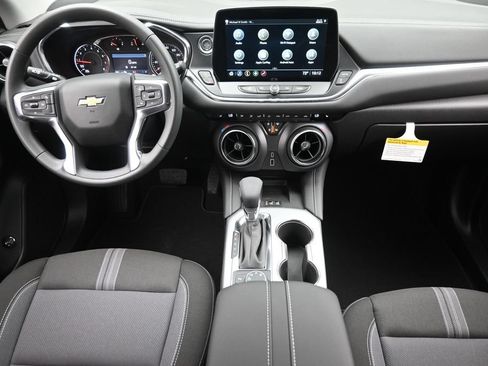 New 2026 Chevrolet Blazer LT w/ Convenience Package AWD/4WD image 16