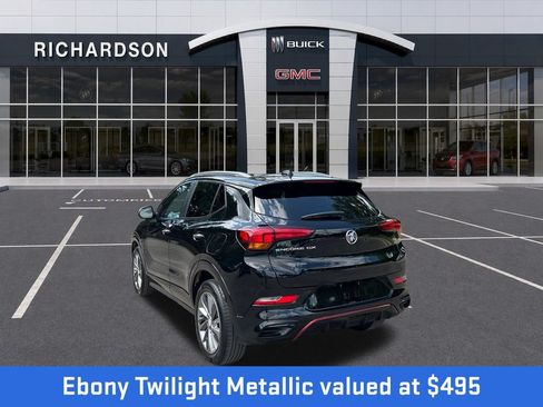 Used 2022 Buick Encore GX Preferred w/ Sport Touring Package FWD image 3