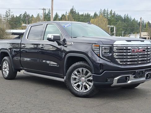 Used 2023 GMC Sierra 1500 Denali w/ Technology Package image 2