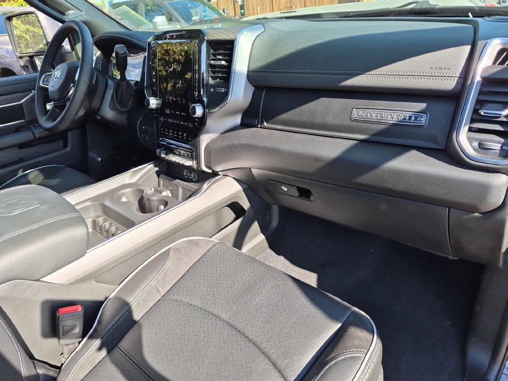 New 2027 RAM 2500 Laramie AWD/4WD image 17