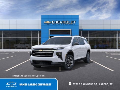 New 2026 Chevrolet Traverse LT w/ Driver Confidence Package image 8