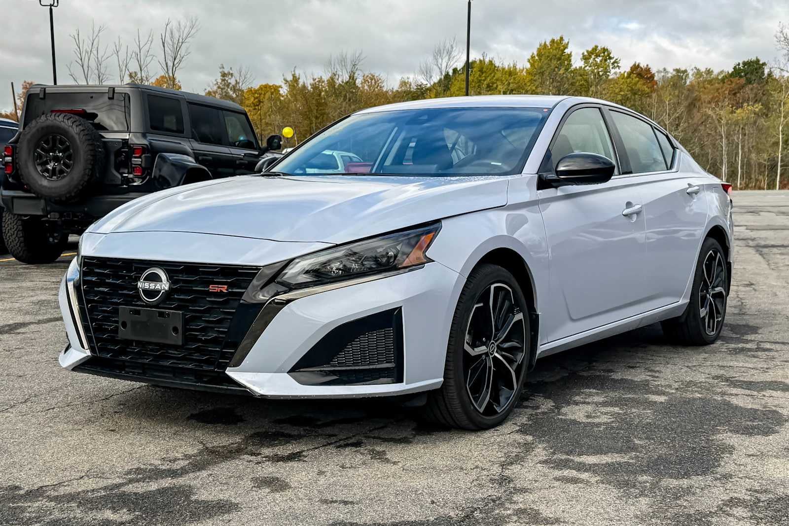 Certified 2025 Nissan Altima 2.5 SR w/ SR Premium Package AWD/4WD image 7