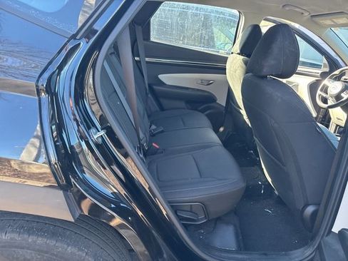 Used 2023 Hyundai Tucson SE image 9