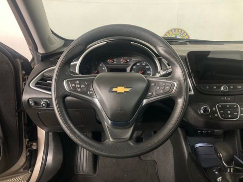 Used 2024 Chevrolet Malibu LT image 8