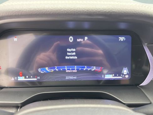 Used 2023 Jeep Grand Cherokee L Limited AWD/4WD image 19