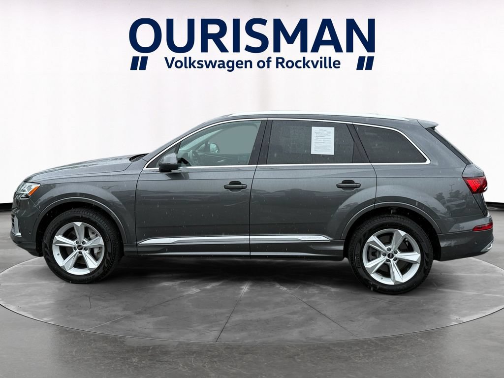 Used 2023 Audi Q7 2.0T Premium w/ Convenience Package AWD/4WD image 3