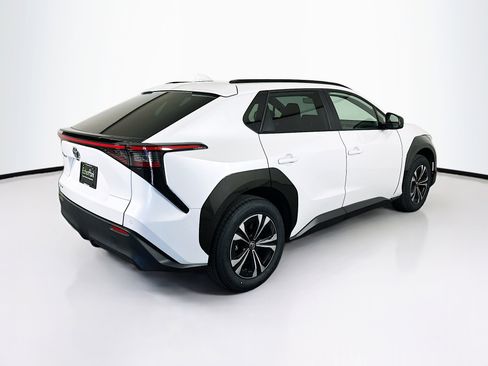 Used 2024 Toyota bZ4X XLE image 9