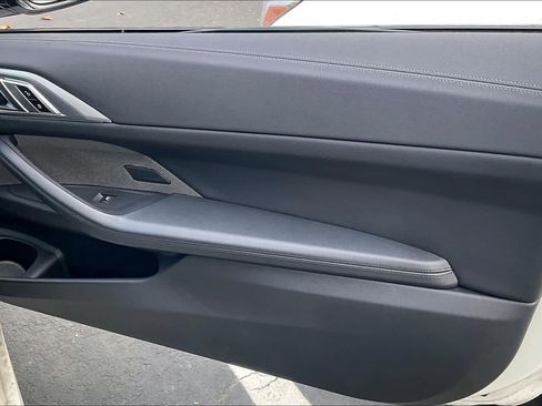 Used 2021 BMW 430i Coupe w/ M Sport Package image 26