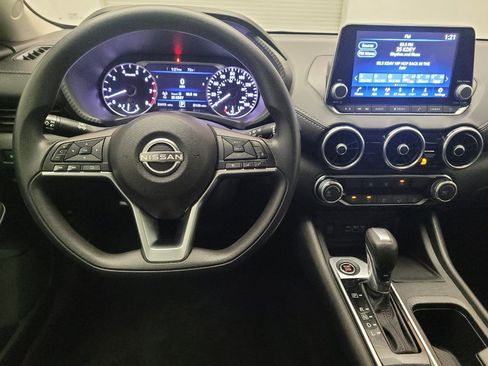 Used 2024 Nissan Sentra SV FWD image 22