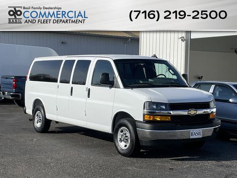 Used 2025 Chevrolet Express 3500 LT w/ LT Preferred Equipment Group image 1
