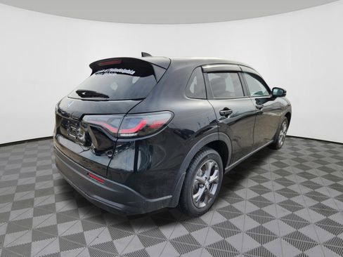 Certified 2026 Honda HR-V LX image 4