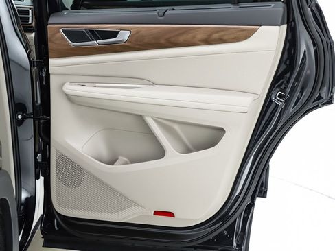 New 2026 Volkswagen Atlas SE image 31