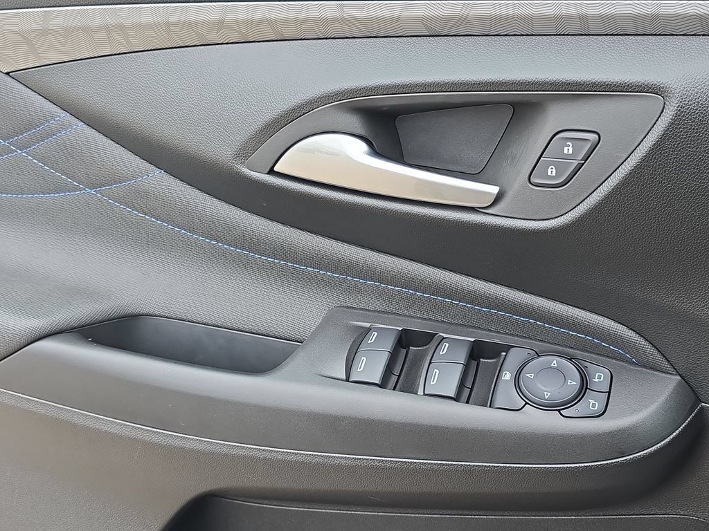 New 2026 Buick Envista Sport Touring w/ Convenience I Package FWD image 29