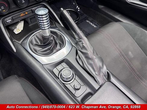 Used 2019 MAZDA MX-5 Miata RF Club RWD image 14