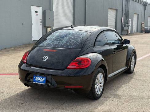 Used 2013 Volkswagen Beetle 2.5 FWD image 6