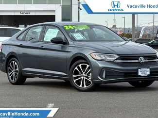 Used 2024 Volkswagen Jetta Sport image 1