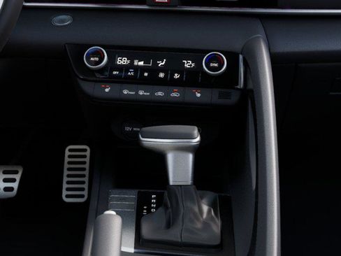 New 2026 Hyundai Elantra Sport FWD image 16