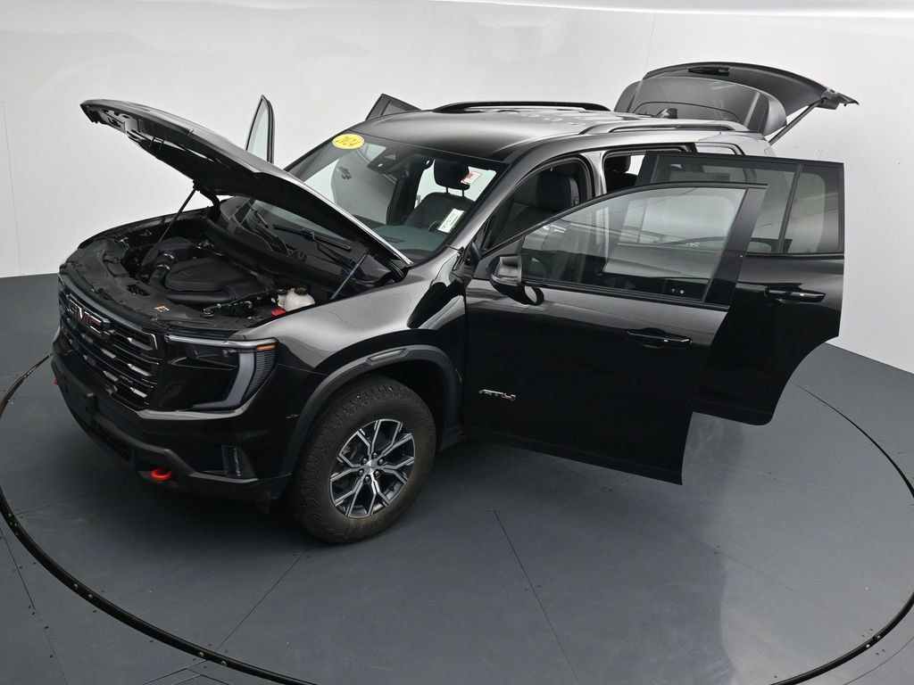 Used 2024 GMC Acadia AT4 w/ Luxury Package AWD/4WD image 36