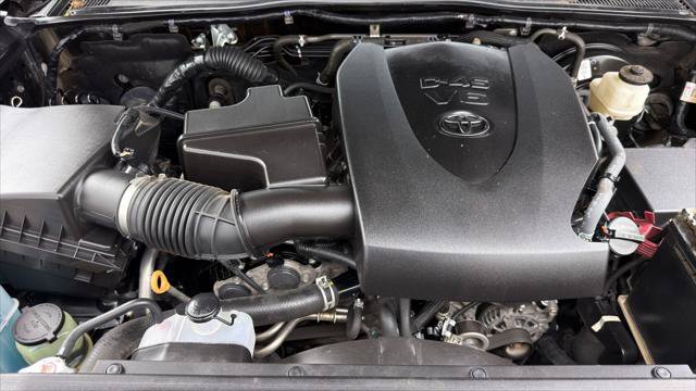 Used 2022 Toyota Tacoma Limited w/ Nightshade Package RWD image 36
