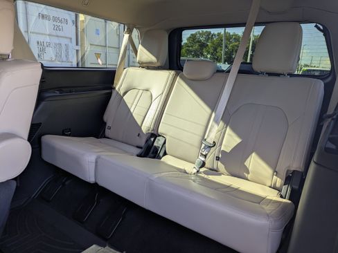 Certified 2023 Ford Expedition Max Platinum AWD/4WD image 16