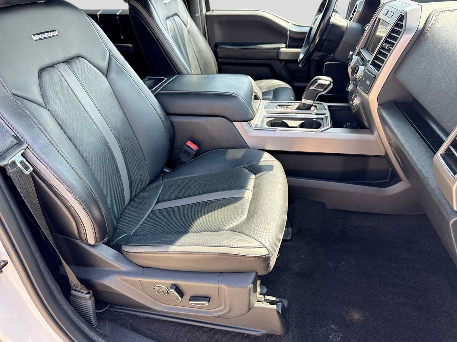 Used 2018 Ford F150 4x4 SuperCrew image 21