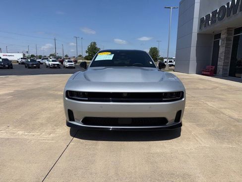 Used 2025 Dodge Charger R/T w/ Quick Order Package 25M R/T image 4