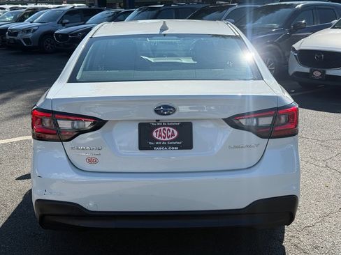 Used 2024 Subaru Legacy Premium AWD/4WD image 6