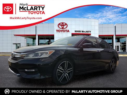 Used 2017 Honda Accord Sport image 1