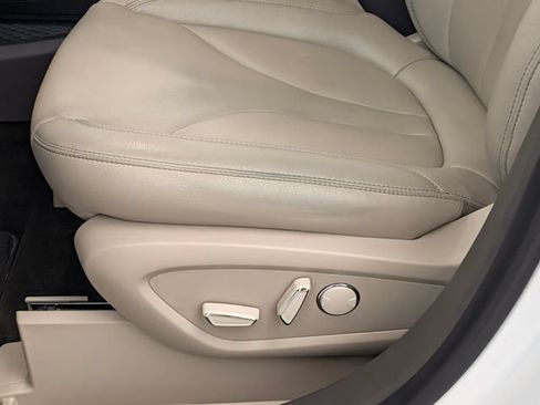 Certified 2023 Lincoln Nautilus AWD w/ Premium Package image 11