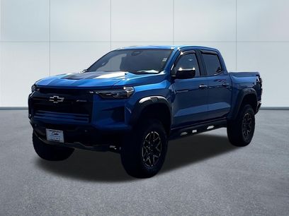 Used 2024 Chevrolet Colorado ZR2 w/ Technology Package