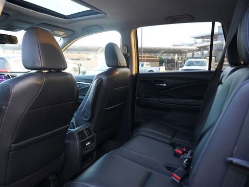 Used 2018 Honda Pilot EX-L image 16