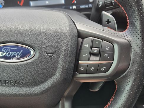 Certified 2025 Ford Ranger Raptor AWD/4WD image 24