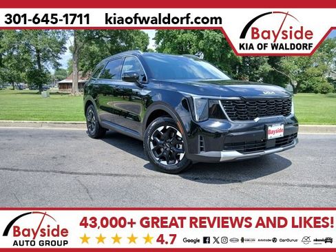 New 2025 Kia Sorento S w/ Panoramic Sunroof Package image 1