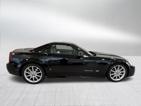 Used 2006 Cadillac XLR V RWD image 7
