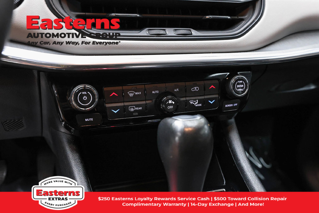 Used 2024 Jeep Compass Limited AWD/4WD image 18