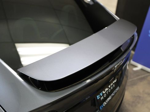 Used 2022 Tesla Model X Plaid AWD/4WD image 14
