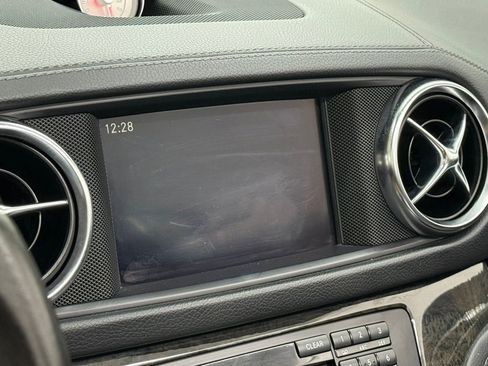 Used 2014 Mercedes-Benz SL 550 image 49