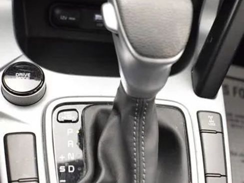 Used 2024 Kia Seltos LX image 35