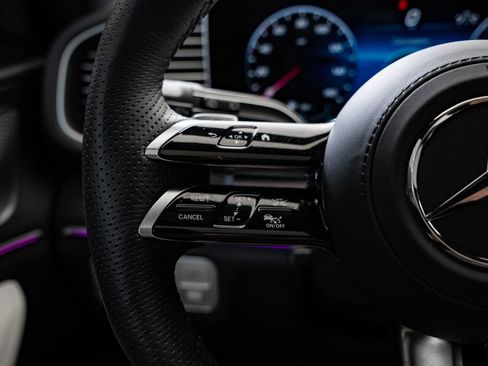 Used 2026 Mercedes-Benz GLE 580 4MATIC image 29