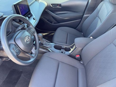 Used 2025 Toyota Corolla LE image 19