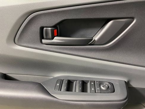 Certified 2024 Toyota Prius LE image 21