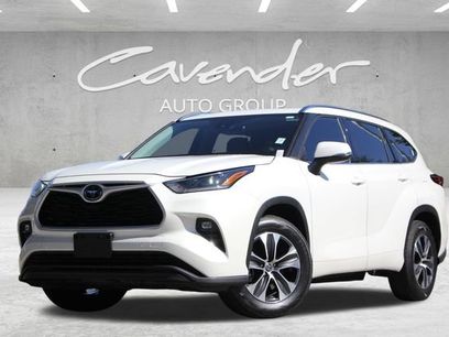 Used 2021 Toyota Highlander XLE