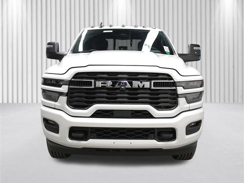 New 2026 RAM 3500 Big Horn AWD/4WD image 49