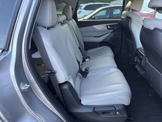 Used 2022 Acura MDX w/ Technology Package FWD image 19