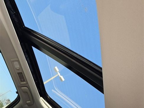 New 2025 Nissan Pathfinder SL w/ SL Premium Package image 20