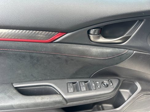 Used 2020 Honda Civic Type R image 10