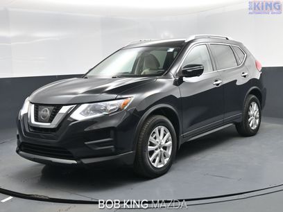 Used 2017 Nissan Rogue SV w/ SV Premium Package